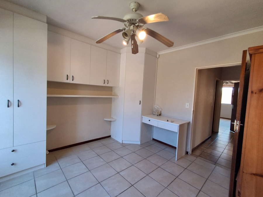To Let 2 Bedroom Property for Rent in Jagtershof Western Cape